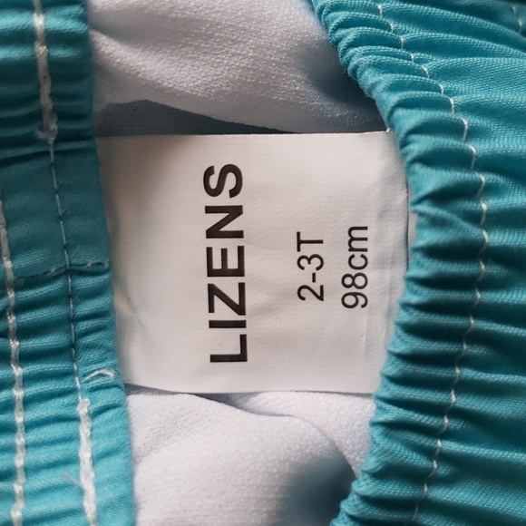 LIZENS UPF 50+ Quick Dry Swim Trunks in an Ocean Theme Size 2-3T - Picture 8 of 9